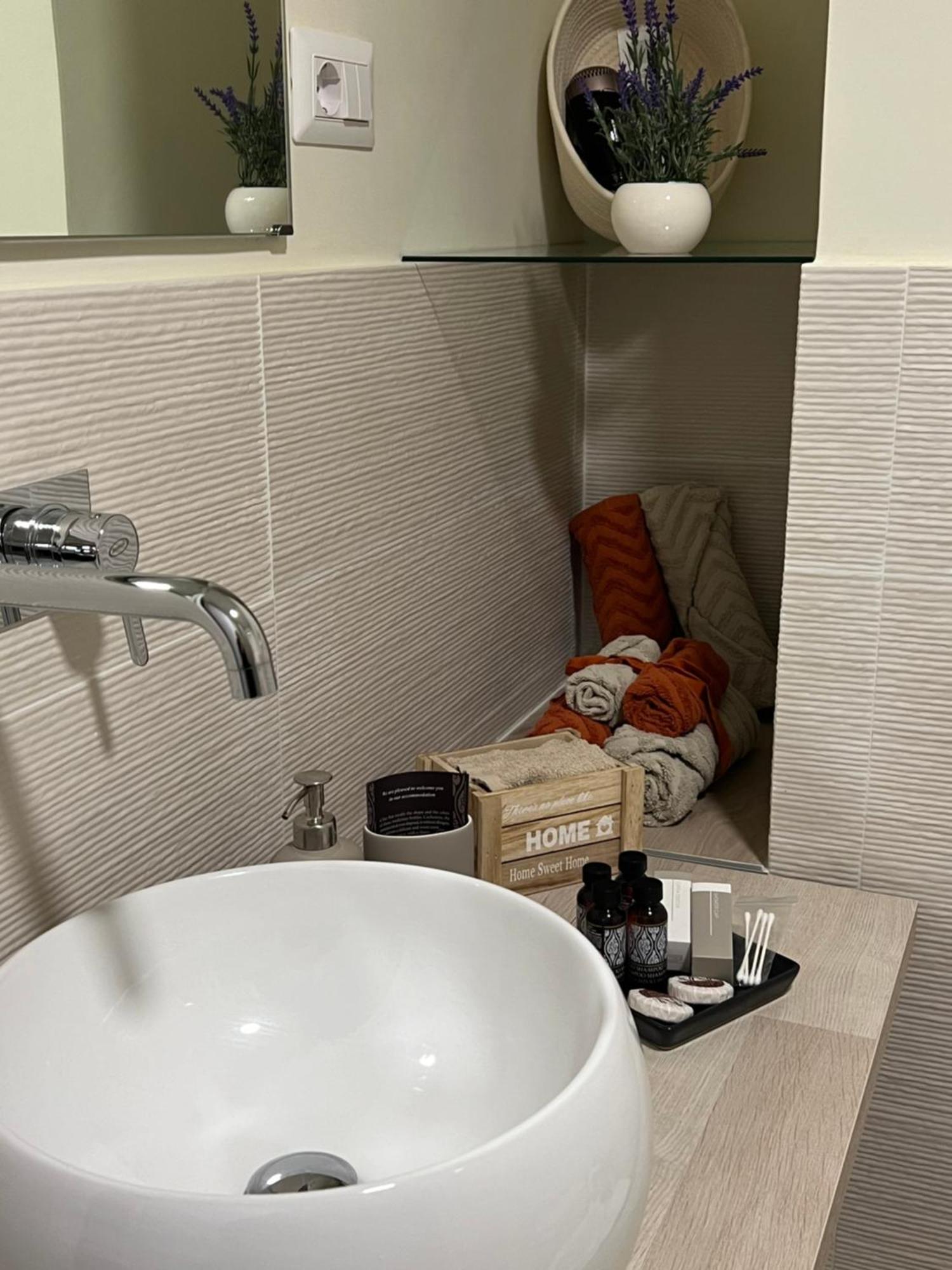 Bed and Breakfast Midnight Sun Виетри Экстерьер фото